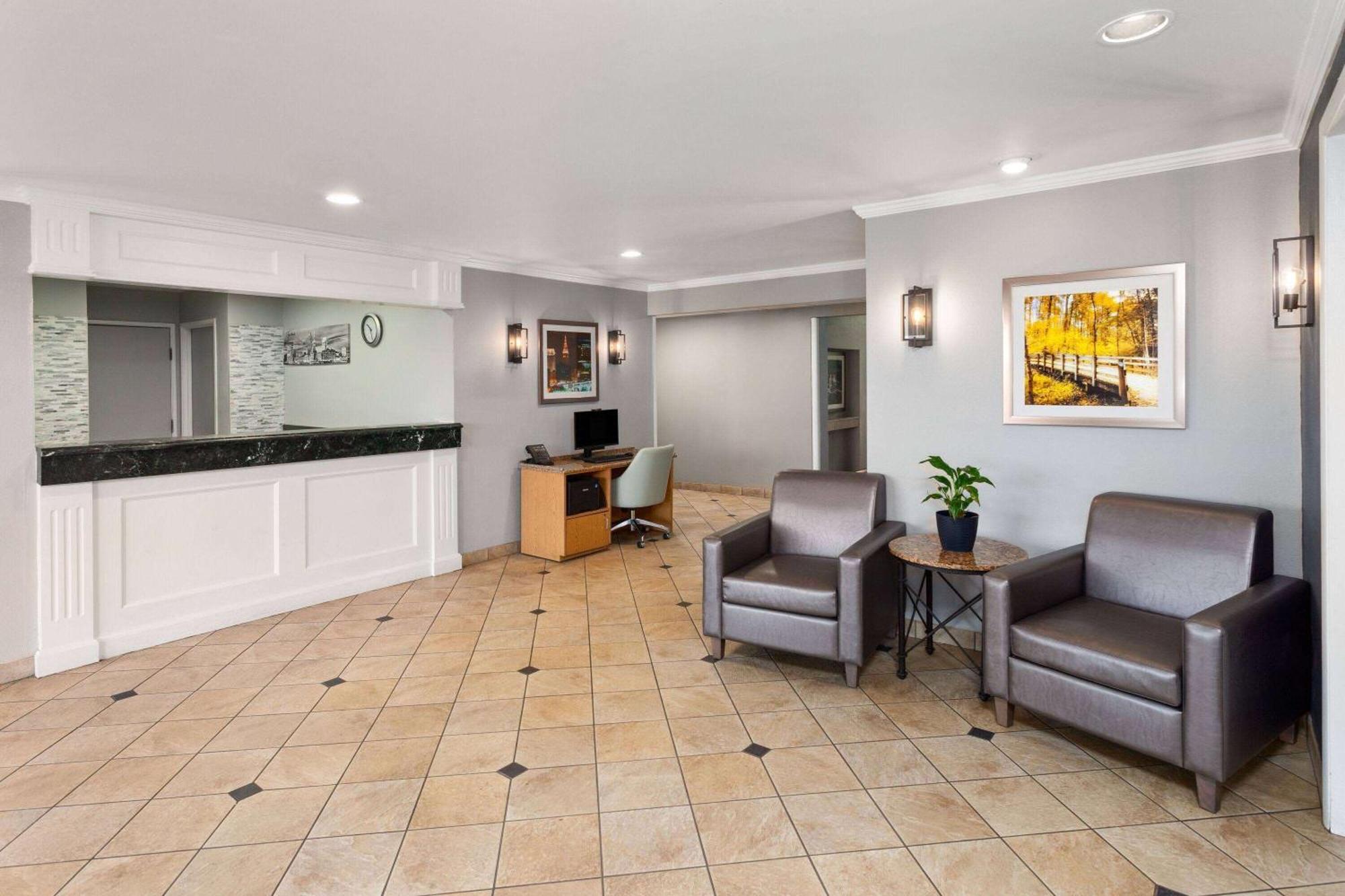 La Quinta Inn By Wyndham Cleveland Independence Zewnętrze zdjęcie