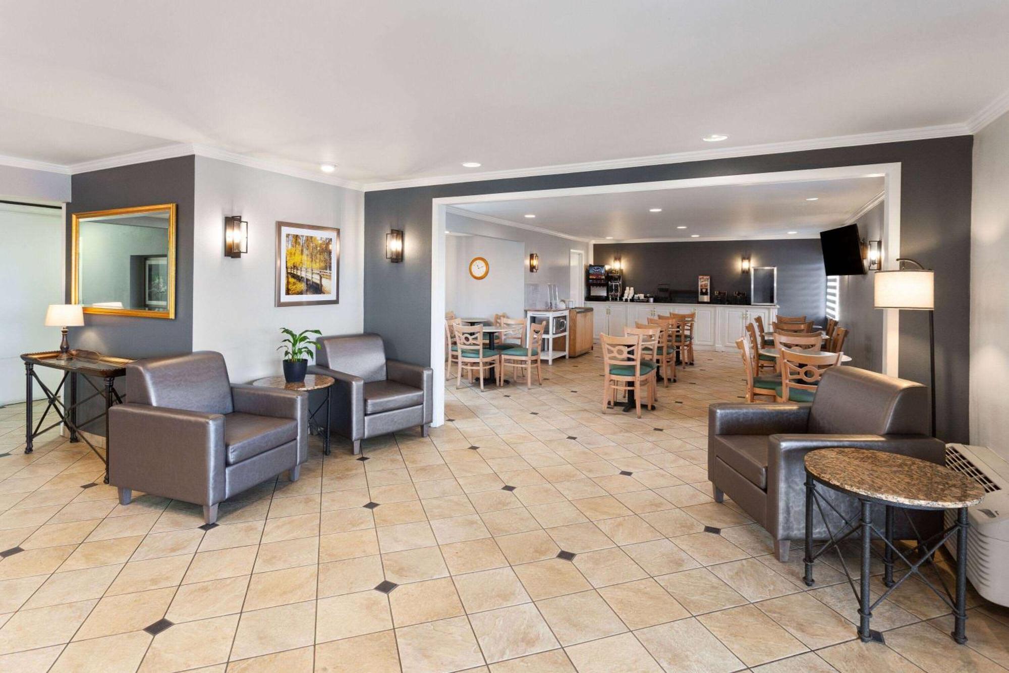 La Quinta Inn By Wyndham Cleveland Independence Zewnętrze zdjęcie